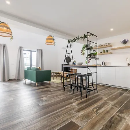 Roots Apartment Faro