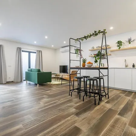 Roots Apartment Faro