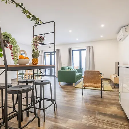 Roots Apartmán Faro